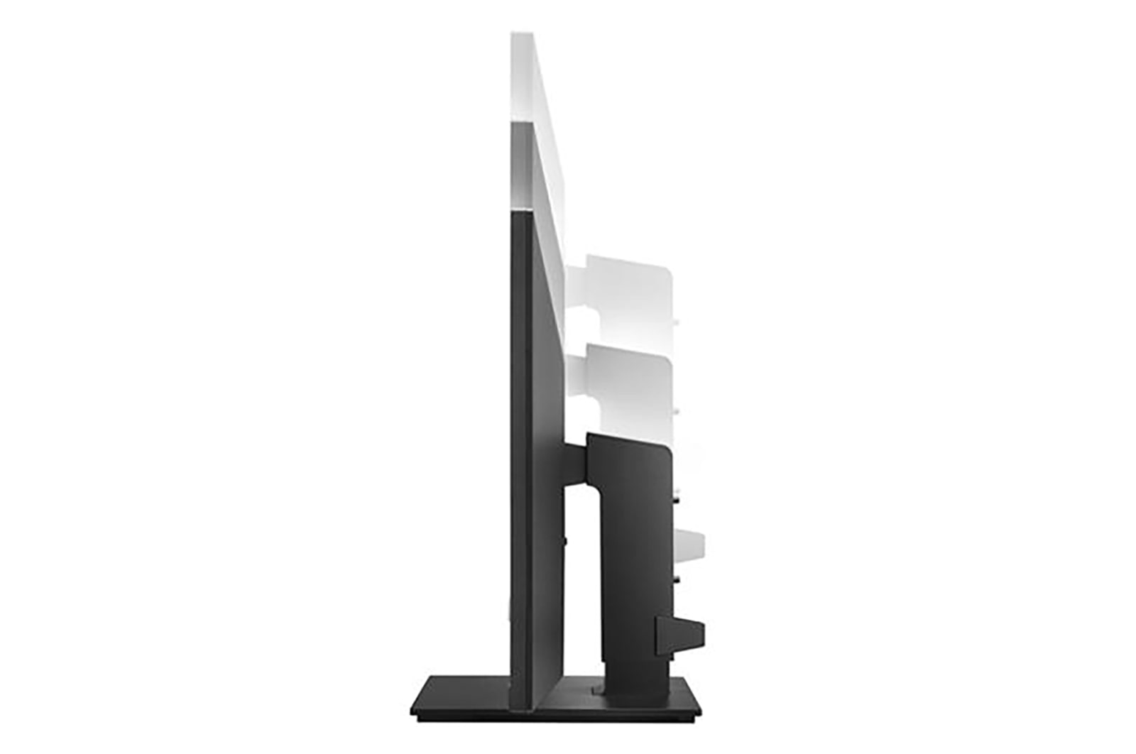 LG 27'' IPS UHD 4K MONITOR (3840X2160) WITH USB TYPE‑C CONNECTION, DYNAMIC ACTION SYNC & AMD FREESYNC TECHNOLOGY