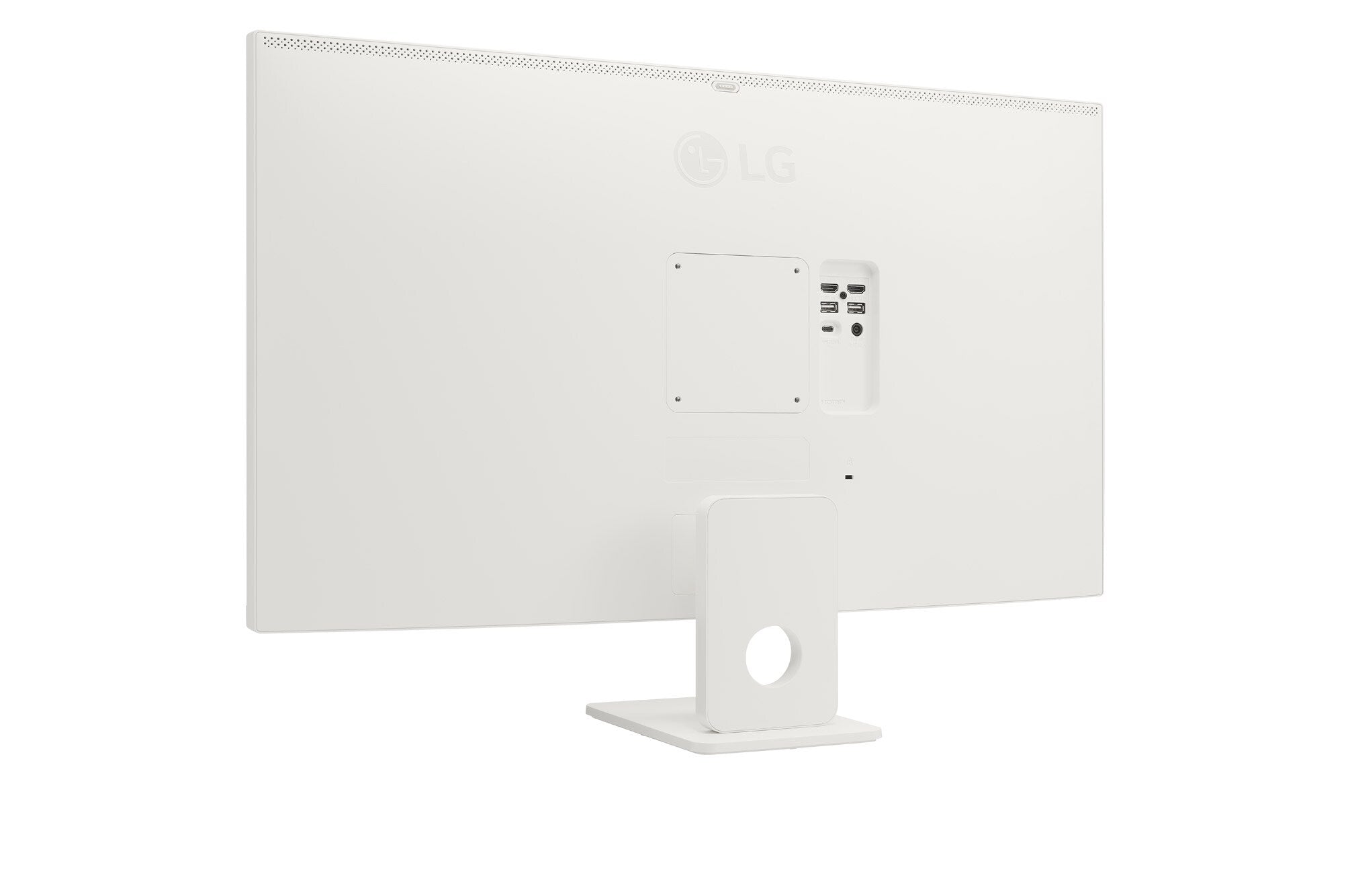 LG SMART 32” 4K UHD WITH WEBOS