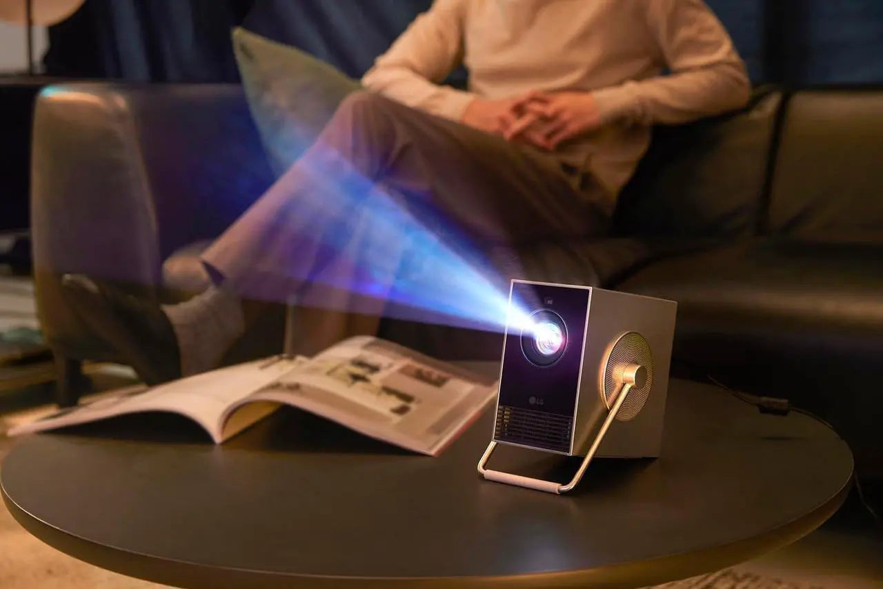 LG CINEBEAM Q | SMALL 4K UHD PROJECTOR