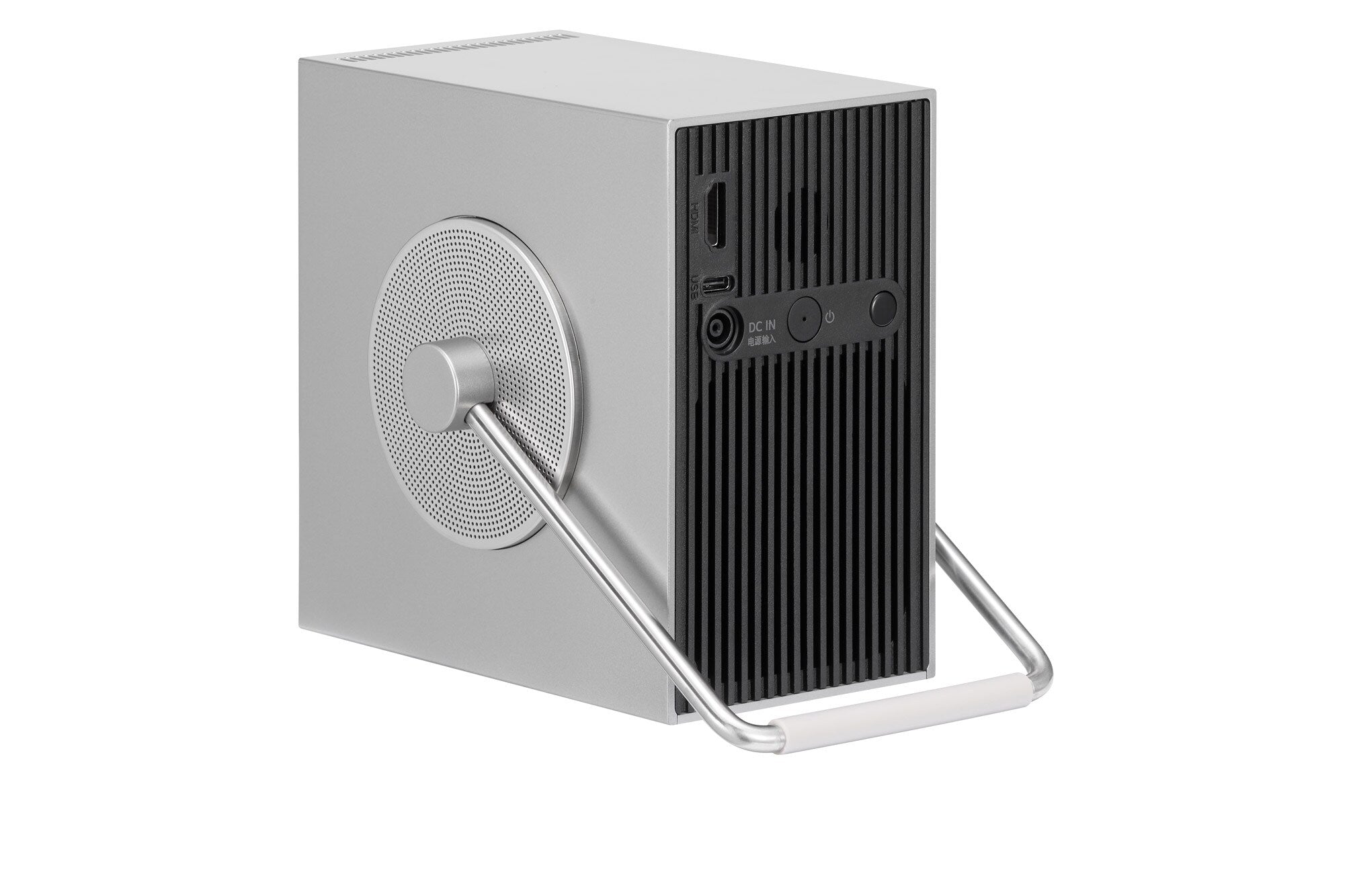 LG CINEBEAM Q | SMALL 4K UHD PROJECTOR